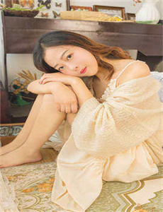 《亚洲美女又黄又爽在线观看》