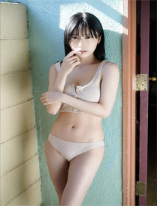 《淫男乱女小雄小说》